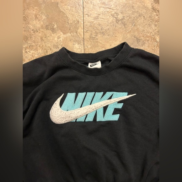 🍁Nike Cropped Cinched Crewneck - Picture 5 of 13